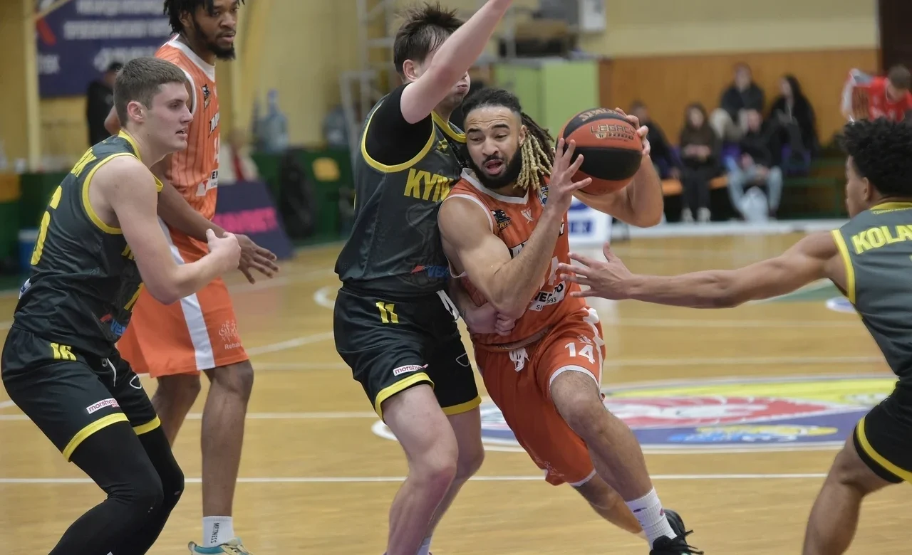 Хто дотиснув у кінцівці? Суперліга Favbet: 79-78 у Києві
