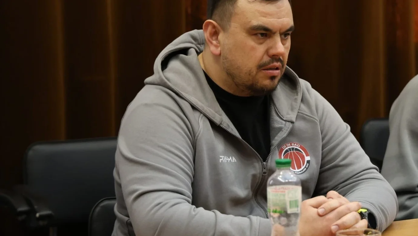 Чоловіча Вища ліга: хто лідирує і що планує ДіДіБао?