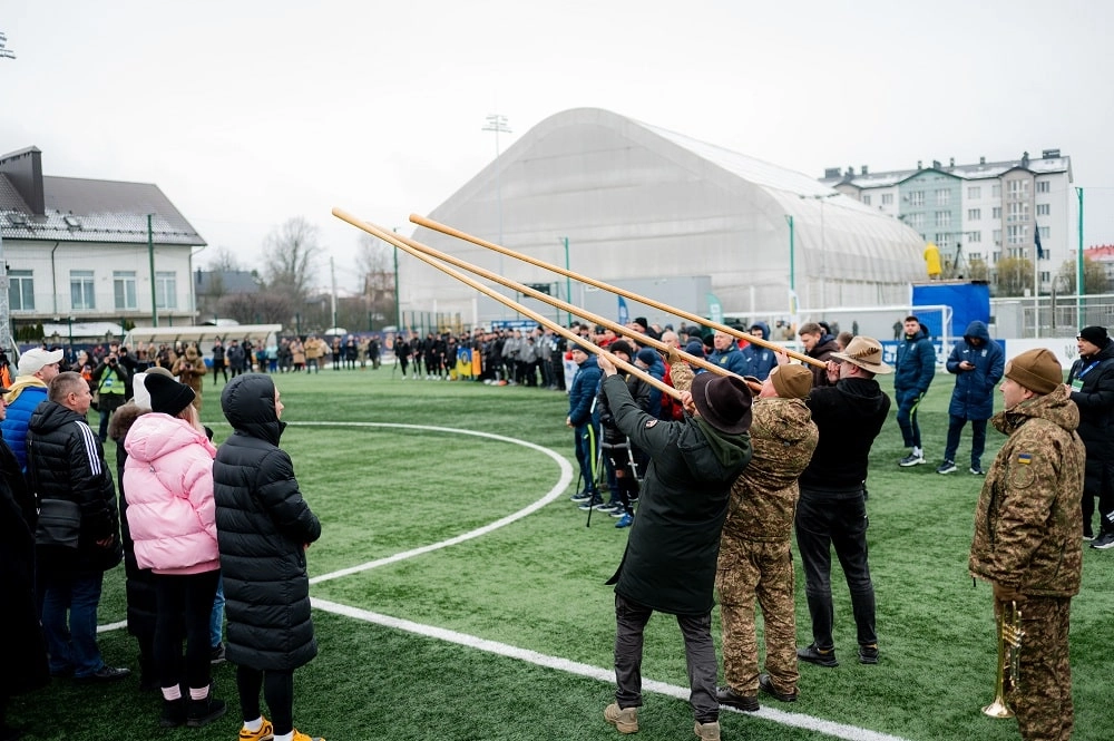 Ампфутбольний чемпіонат України в Івано-Франківську: команди змагаються на полі 22-23 листопада 2025 року.