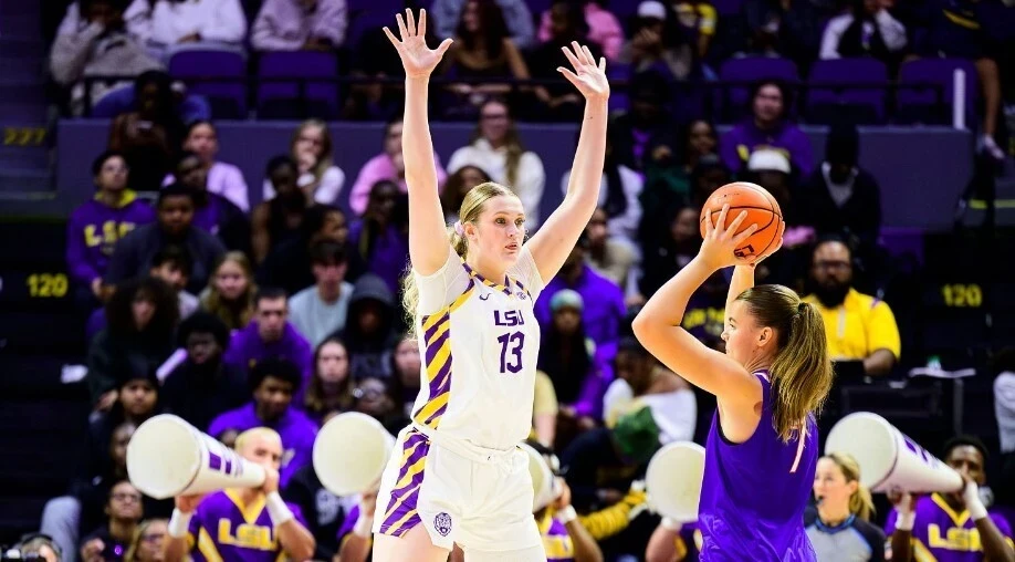 Українки в NCAA і Європі: Хомутов, Шяуляй та розгром LSU
