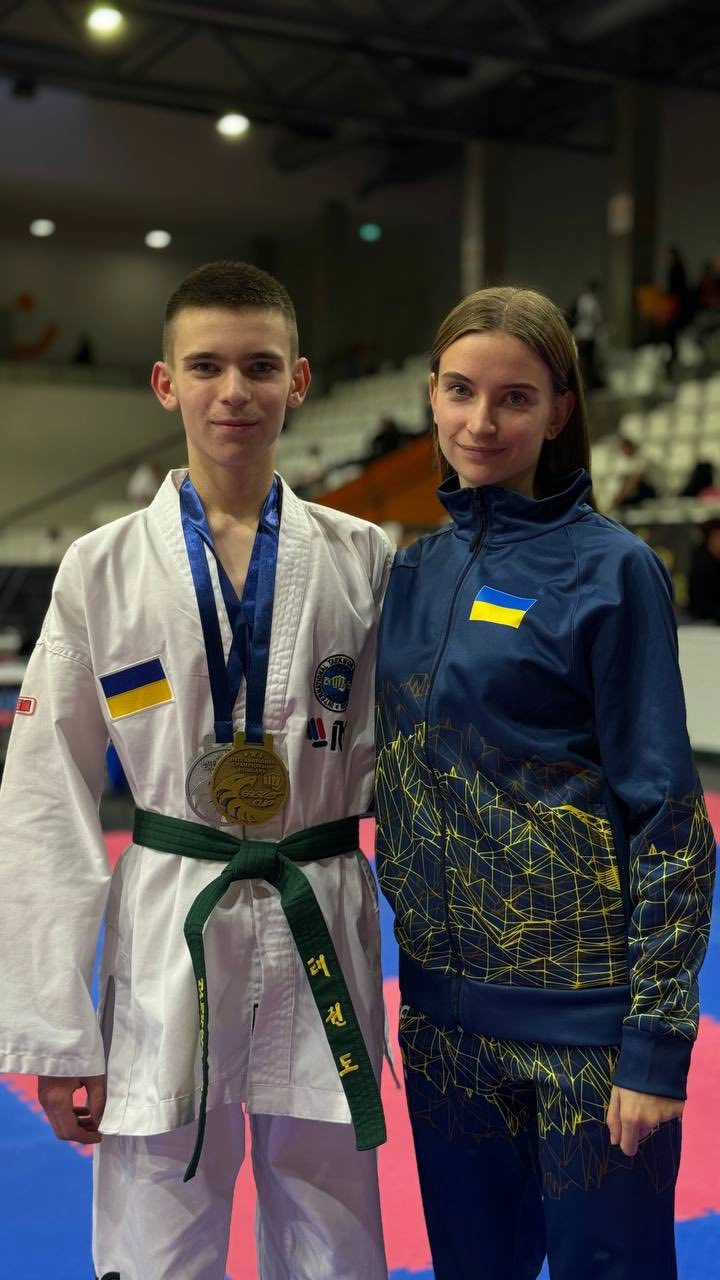 Українські спортсмени на XII MIGHTYFIST OPEN в Угорщині: успіх, медалі та бойовий дух.
