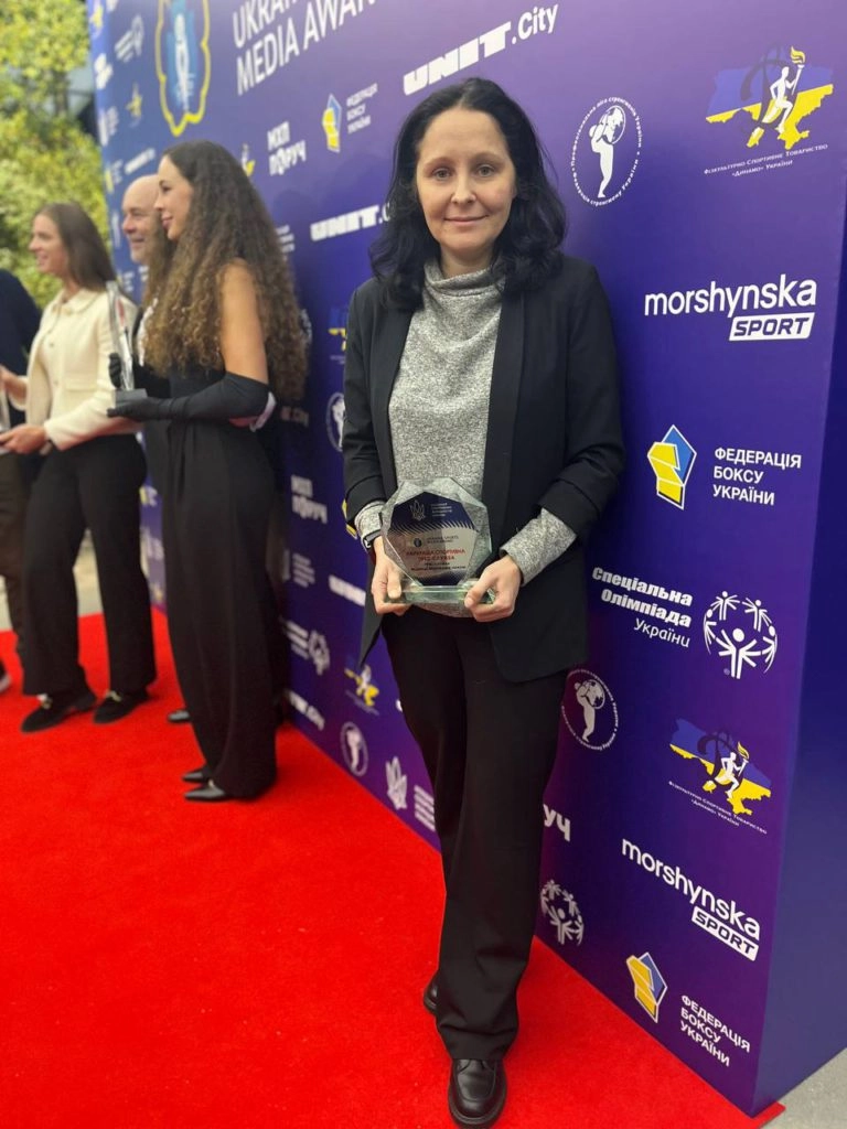 Celebrating Ukraine’s top athletes: Women’s fencing team awarded Best Team 2025 at UNIT.City ceremony, December 21.