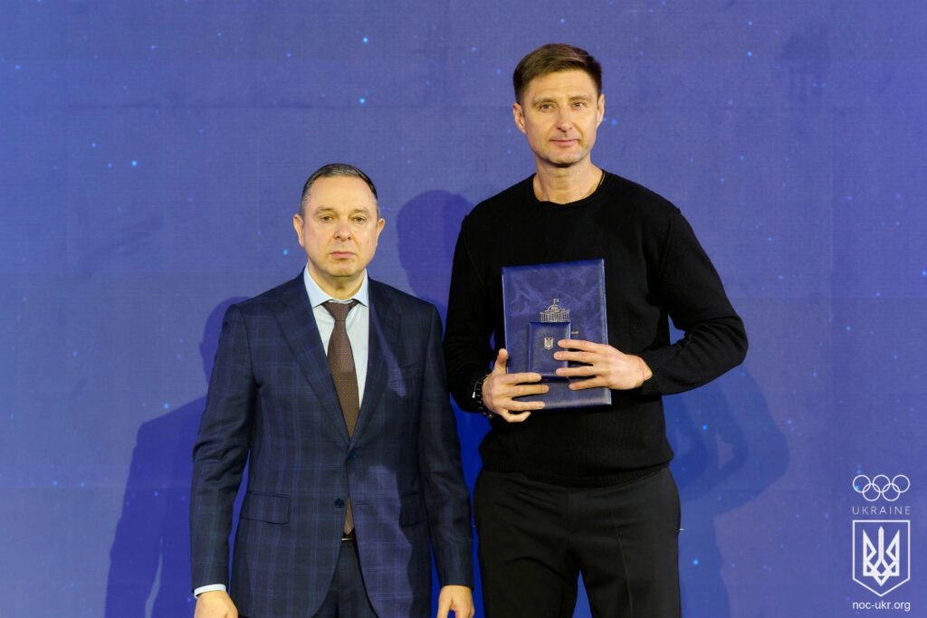 Керівники НОК України на урочистій церемонії нагородження видатних діячів українського спорту у Конча-Заспі.