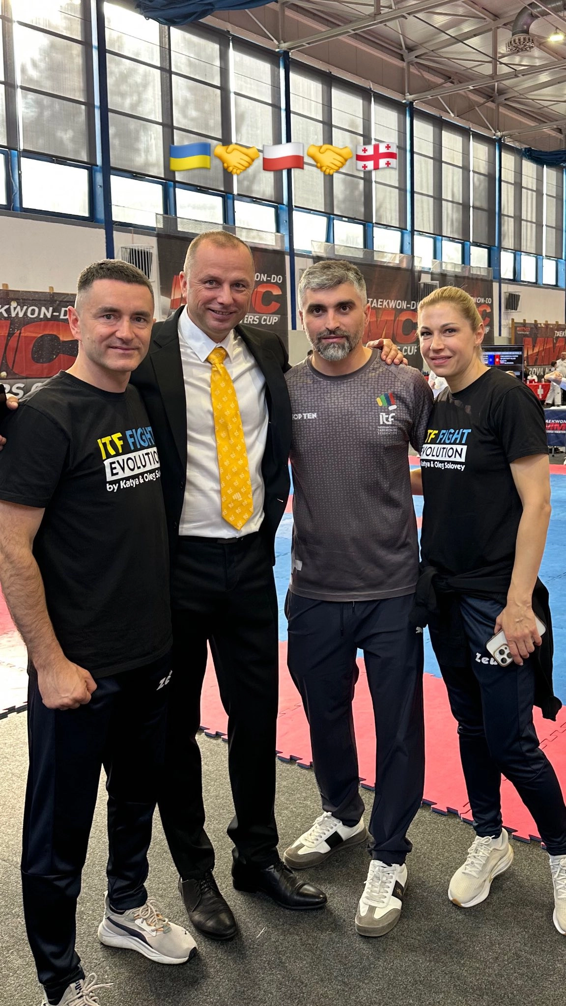 Українська команда з Таеквон-До на турнірі Mazovia Master Cup 2025 у Польщі, переможці серед 600 спортсменів.