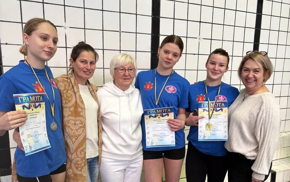 У Запоріжжі знову Чемпіонат області зі стрибків у воду – всі результати