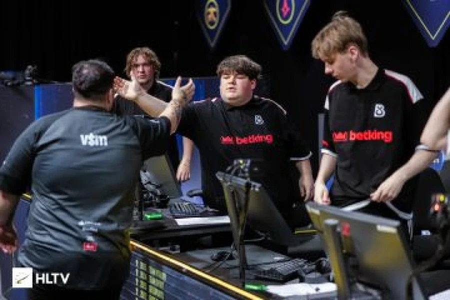 B8 вилітає з IEM Kraków 2026: ставка на 16-річного не спрацювала?