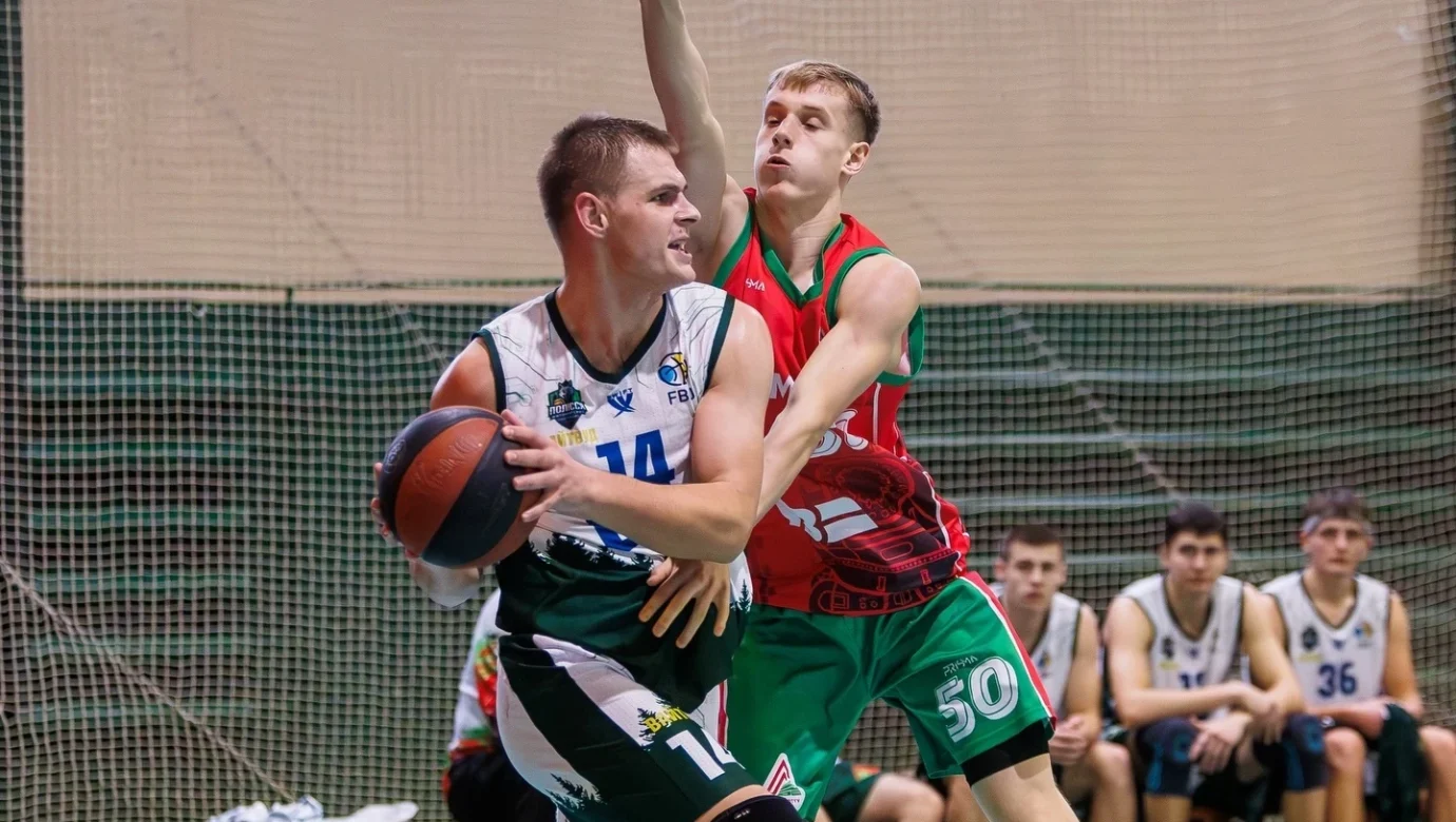 Хто проб’ється до топ-8? Перша ліга повертається до Житомира