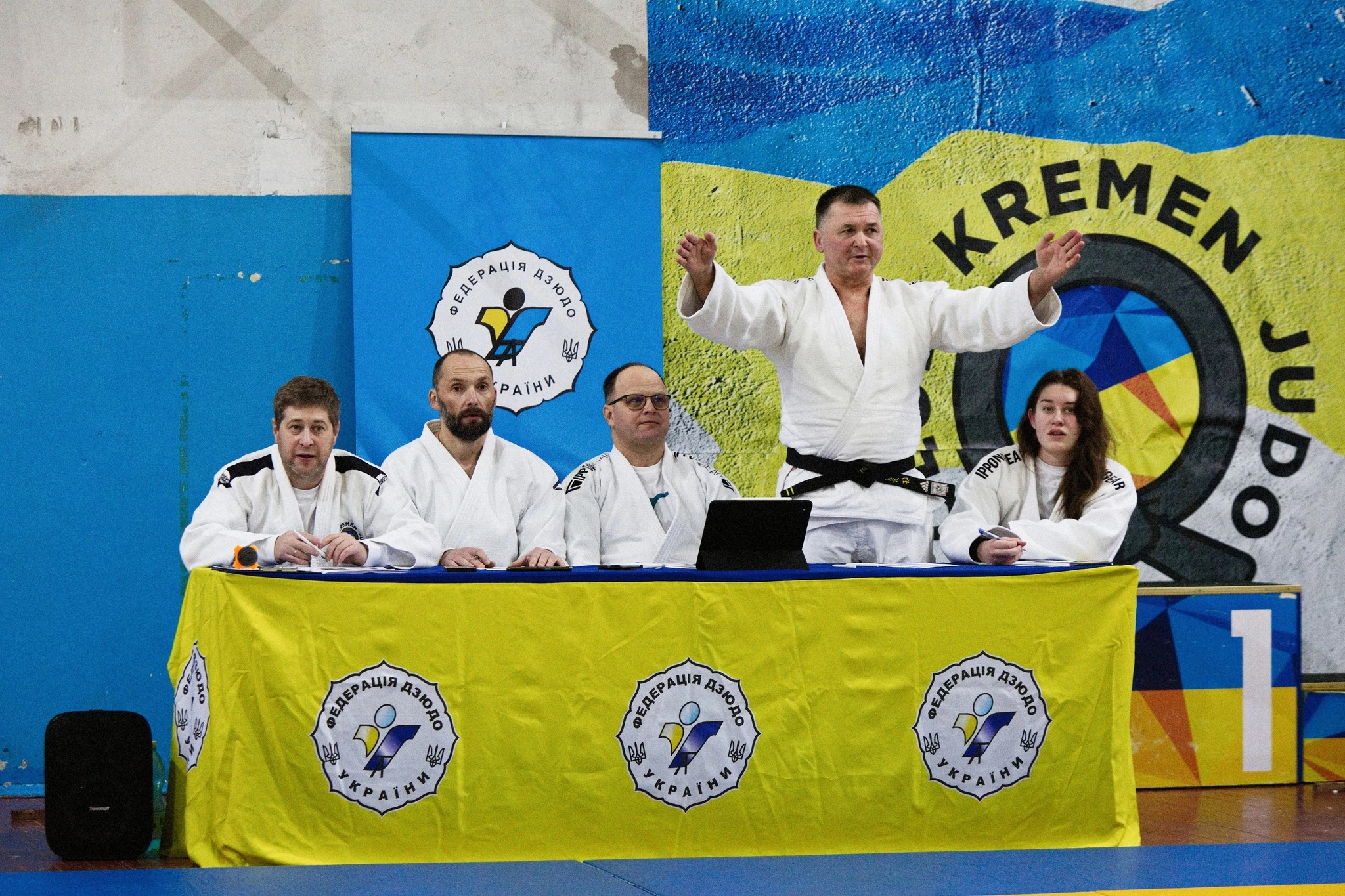 Інструктори семінару з дзюдо Ката за столом під час заходу у Кременчуці, 2026 рік