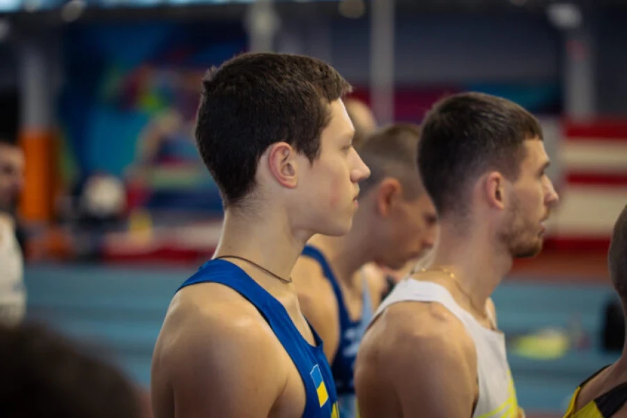 Хто вистрілив у перший день? Командний чемпіонат України U20 у приміщенні