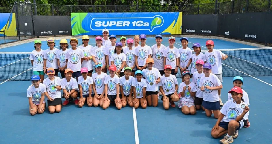 Барті повертає слайс? Australian Open 2026 і 30 юних тенісисток