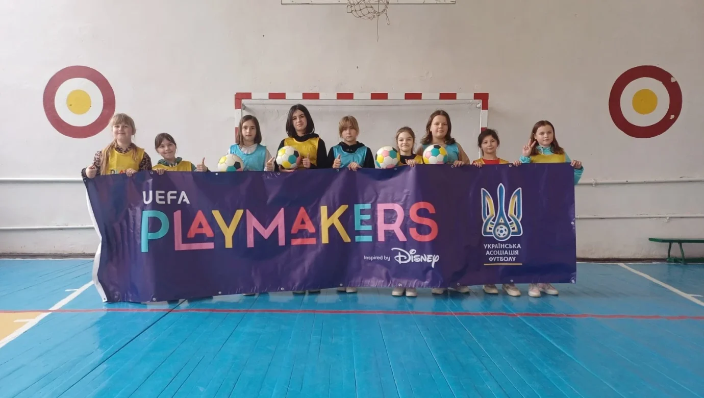 Проєкт UEFA Playmakers на Тернопільщині: що дали заняття в Зборові?