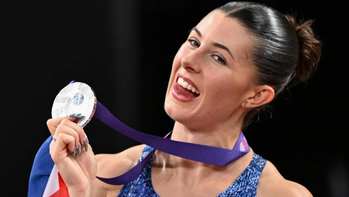 Емі Хант на злеті: 200 м і срібло на Чемпіонаті світу 2025 – хто взяв золото?