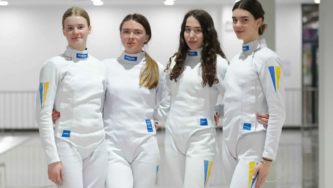 Як це зробили? Українські юніорки зі шпаги – чемпіонки ЧЄ у Тбілісі