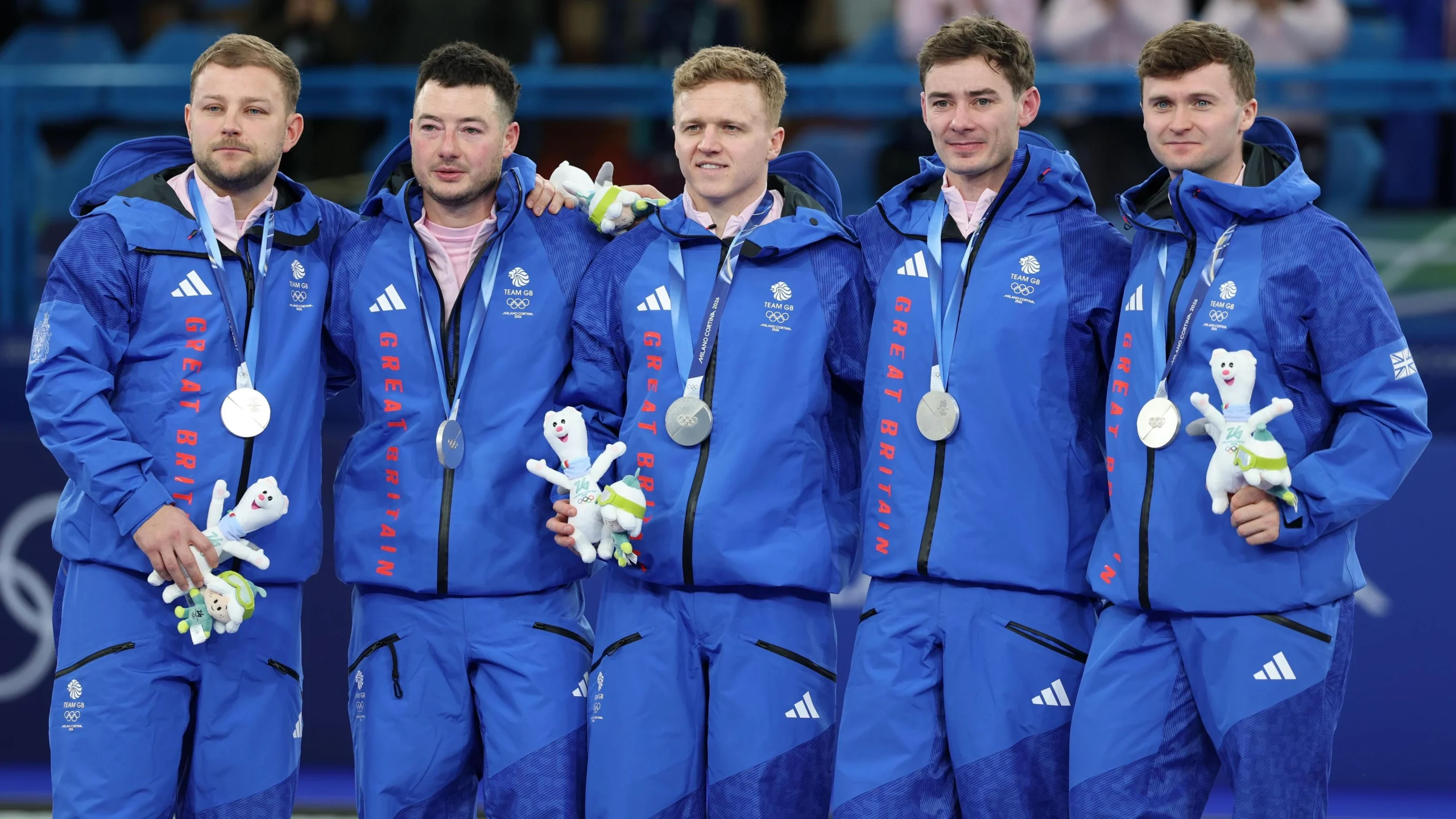 Британська команда з керлінгу з срібними медалями на Олімпійських іграх у Мілані-Кортіні 2026 року