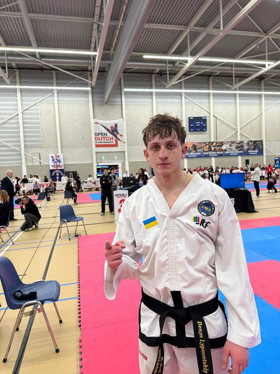 Український спортсмен у формі з чорним поясом на турнірі Open Dutch Championship 2026 в Хелмонді