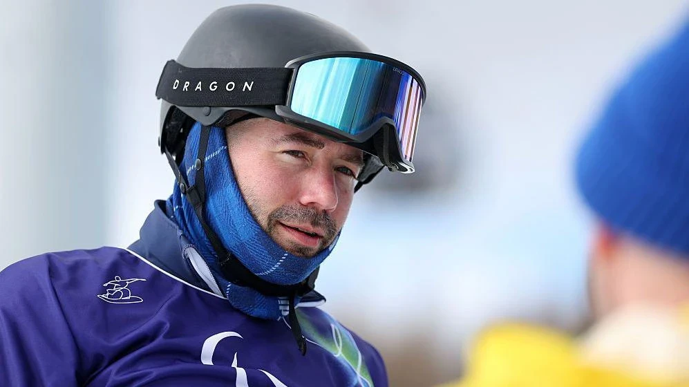 Перший атлет з МНД на Зимовій Паралімпіаді 2026 – хто такий Деві Зайв?