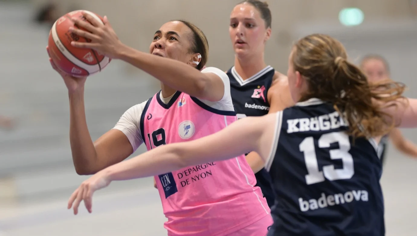 Українки в чемпіонаті Швейцарії та NCAA: хто палив з дуги, а хто зупинився у 3-му раунді?