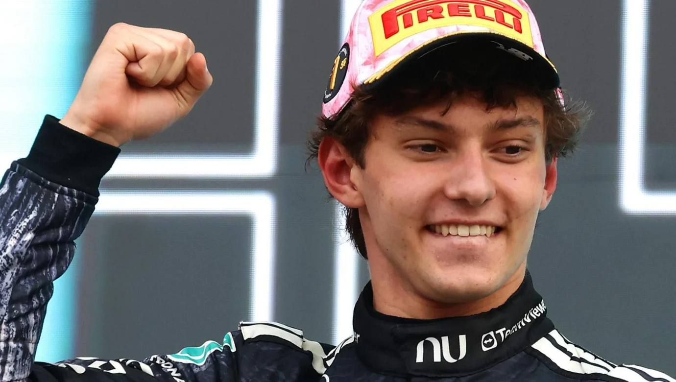 Антонеллі 19 – новий лідер F1 2026 після сейфті-кара в Сузуці?
