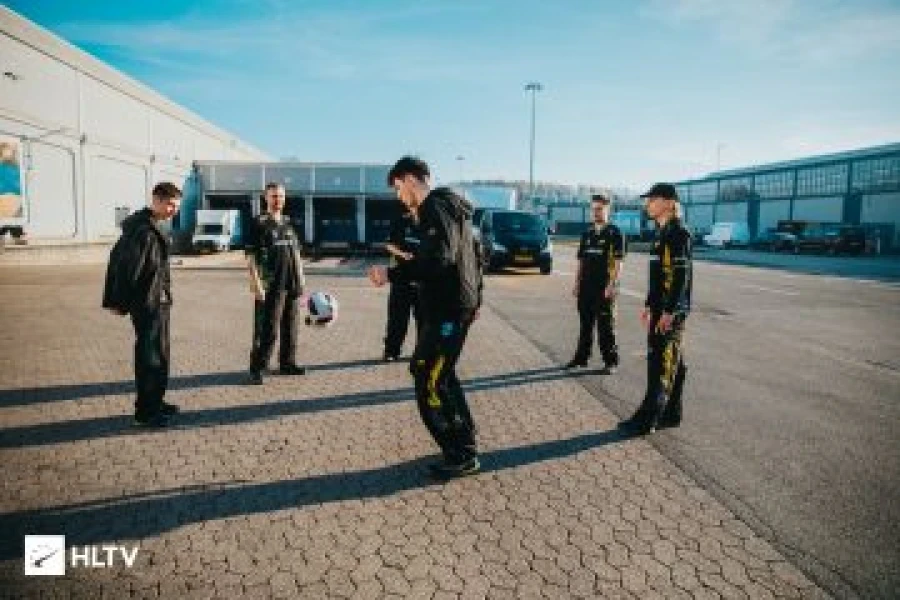 Falcons спалахнули, та NAVI дотисли: що вирішило BLAST Open Rotterdam 2026?