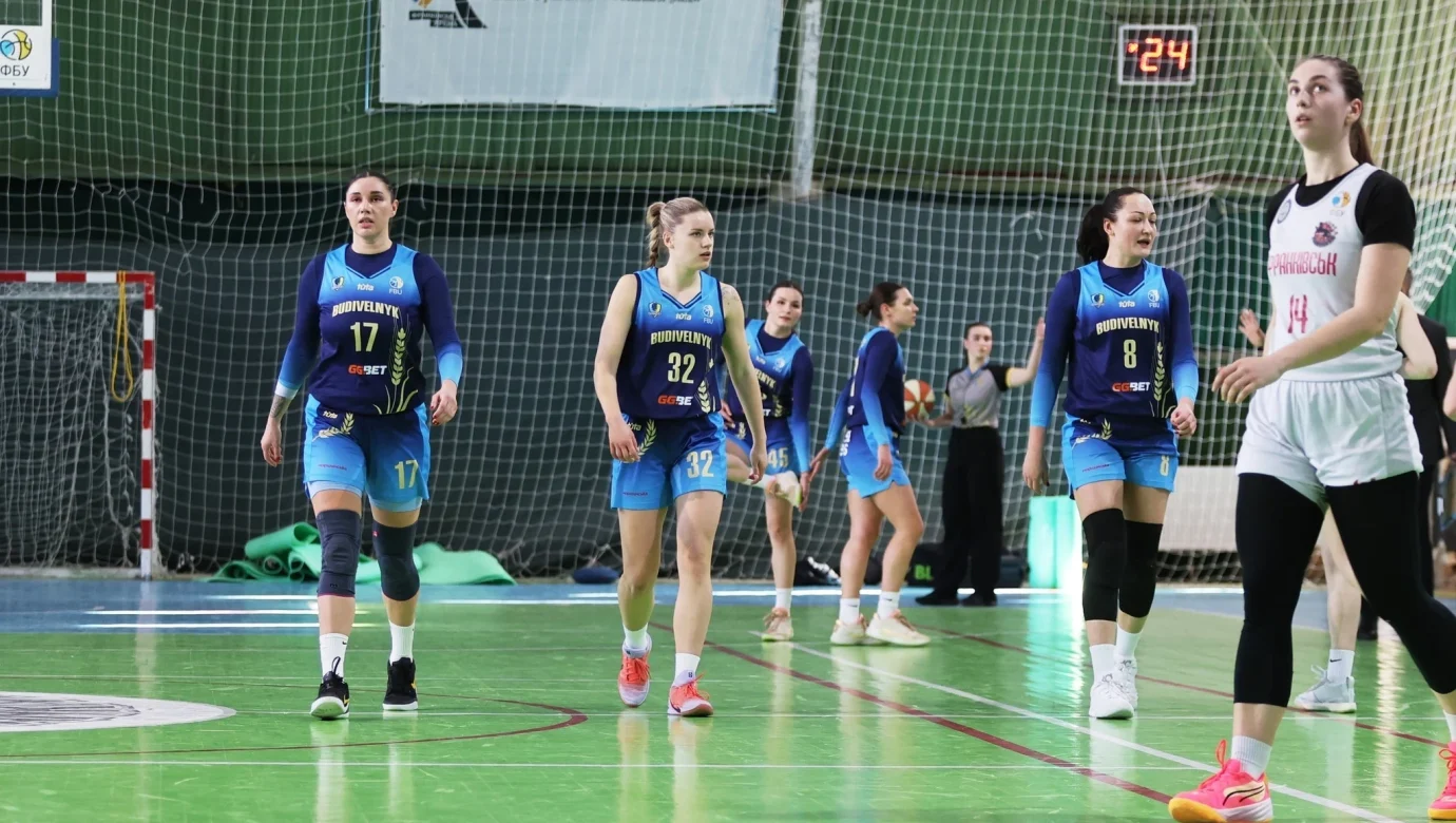 Фінішні 17-4 і 28-11: хто вирвав перемоги у Жіночій Суперлізі?