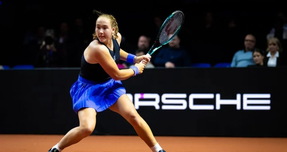 Хто зупинить Андрєєву? 18-річна з 1-4 вибила чемпіонку у 1-му раунді