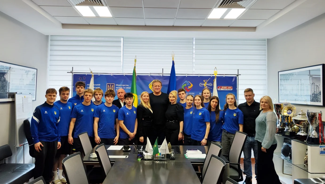 Ліцензії у всіх синхронних дисциплінах до Олімпіади-2028 – план Лисова?