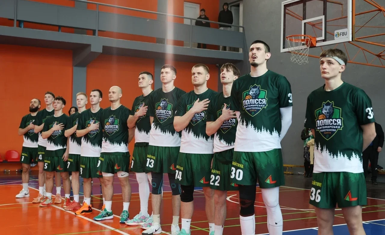 Перша ліга: хто забере золото у Фіналі восьми в Івано-Франківську?