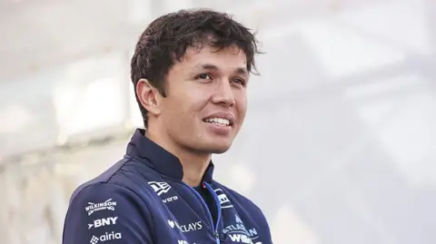 Алекс Албон з команди Williams готується до Гран-прі Маямі після п'ятитижневої перерви в сезоні F1