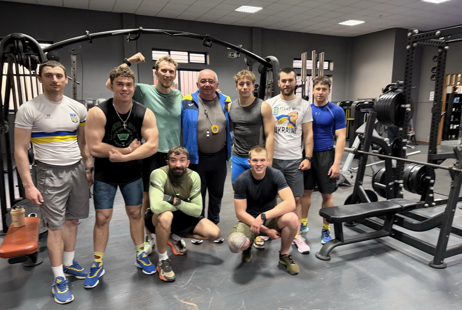 Збірна України з веслування готується до Кубка України-2026 у тренажерному залі перед стартом сезону