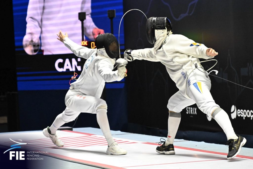 Олександр Стабніков у півфіналі чемпіонату світу з фехтування серед кадетів у Ріо-де-Жанейро