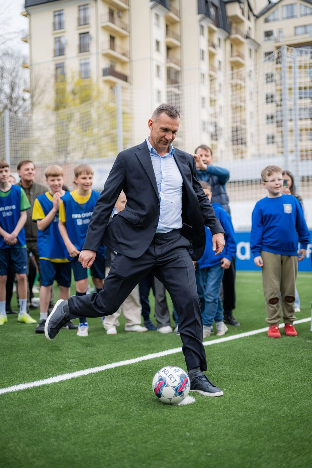 Андрій Шевченко відкриває футбольний майданчик «ФІФА Арена» у Львові, 15 квітня 2026 року