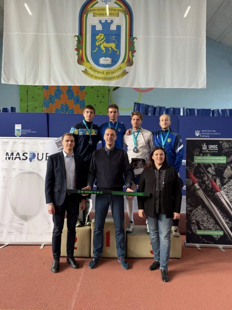 Переможці «Masque Cup» у Львові: Максим Микитенко, Максим Гула та організатори турніру