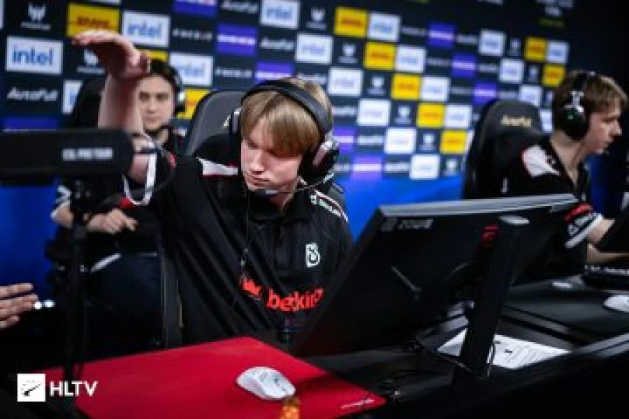 Vitality зупинили B8 на IEM Atlanta 2026 – хто потягнув гру?
