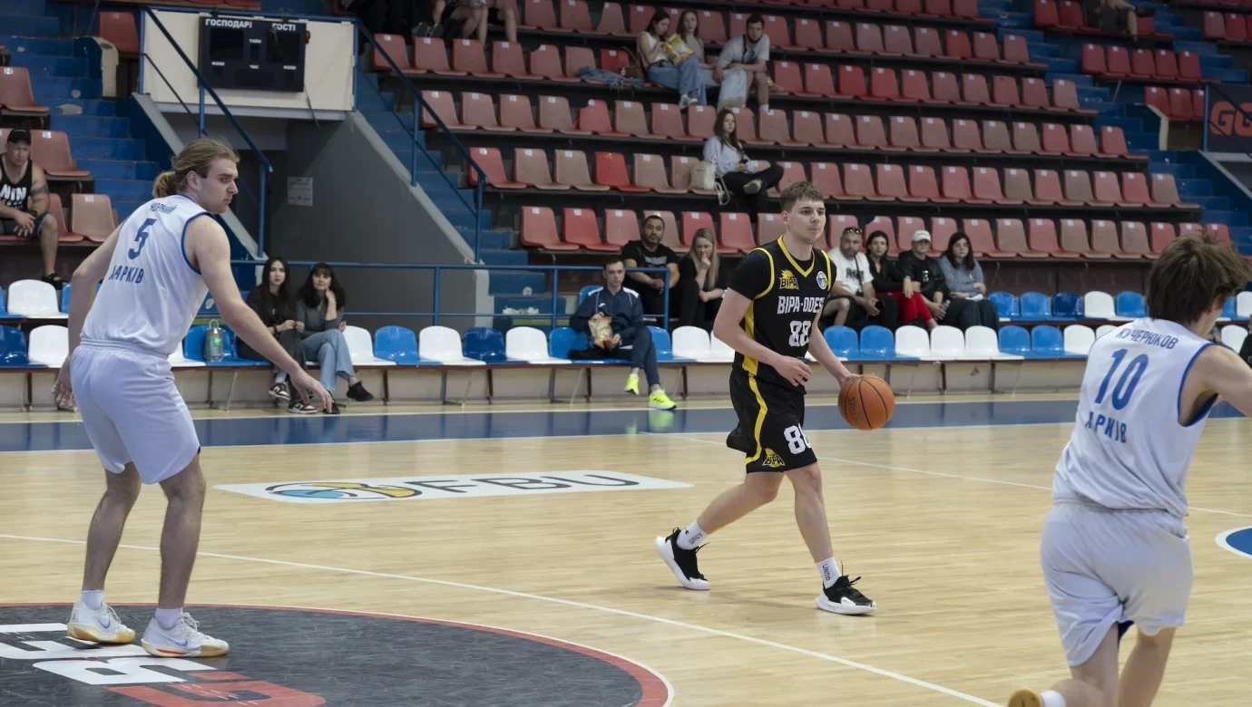 Старт Молодіжної ліги: Ніко-Баскет 2-0, Лозенко – 29