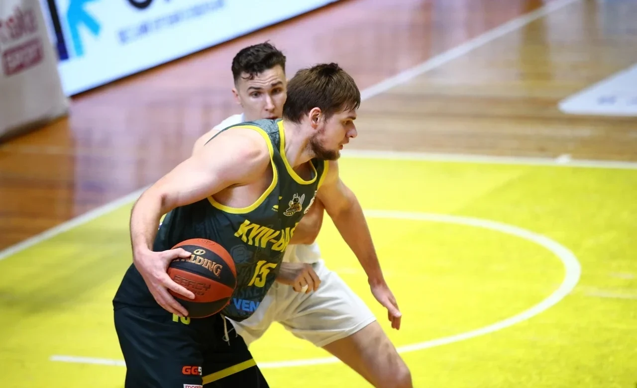 Ейса – перший за підбираннями в Суперлізі GGBET, але рекорд сезону у Сандула
