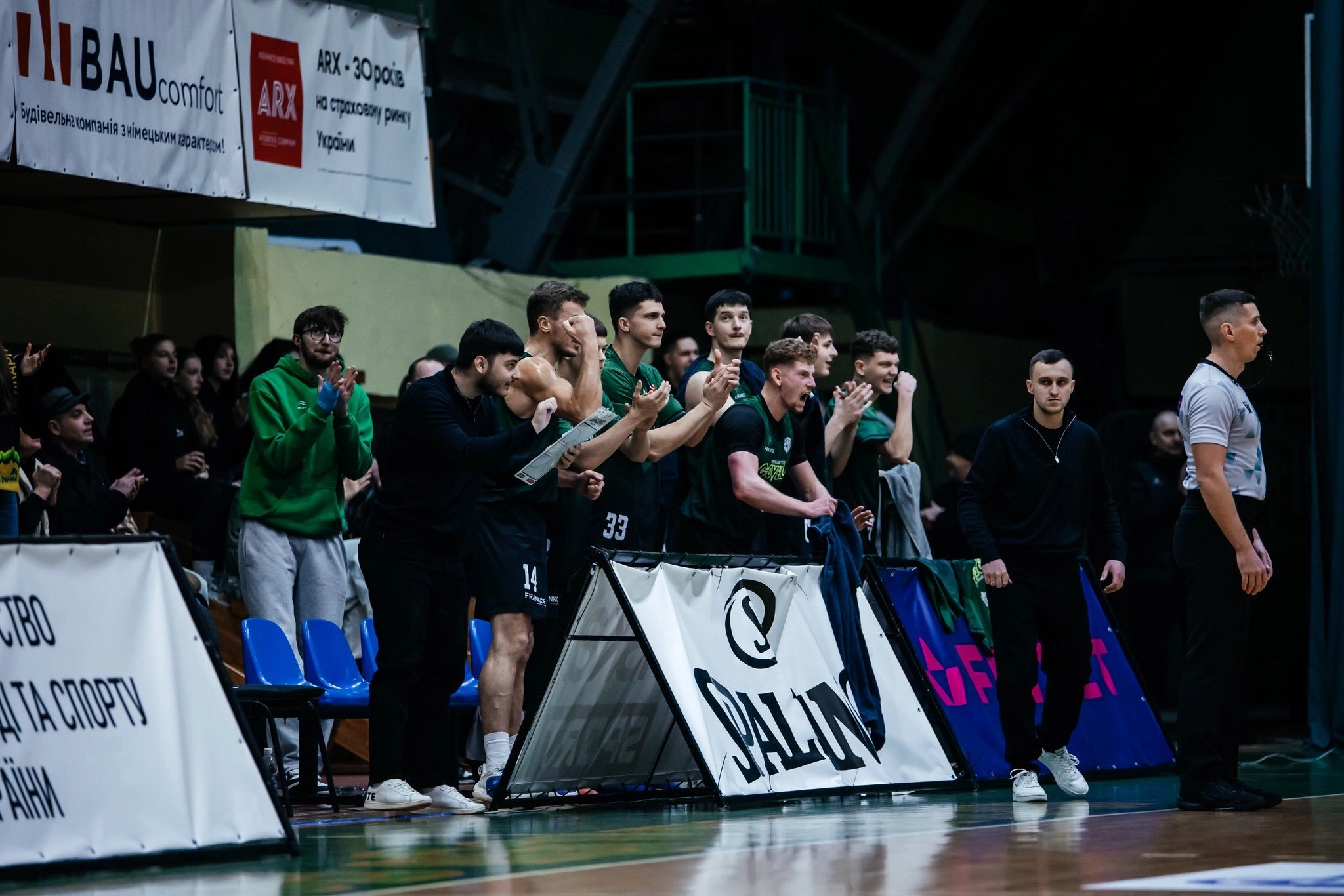 Гравці БК Прикарпаття-Говерла святкують успіх у Суперлізі GGBET сезону 2025/26
