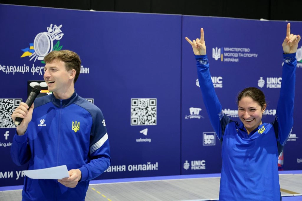 Шаблістка Одеси святкує перемогу на чемпіонаті України-2026 у Києві, Олімпійський коледж