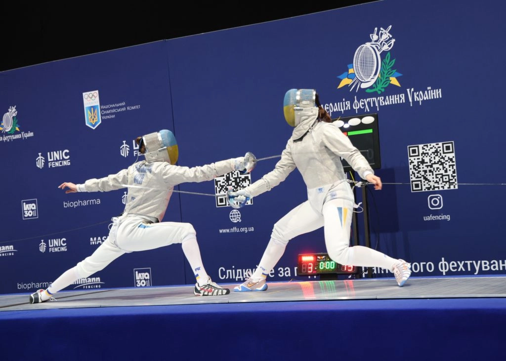 Шпажисти на чемпіонаті України-2026 у Києві змагаються за нагороди на доріжках Олімпійського коледжу