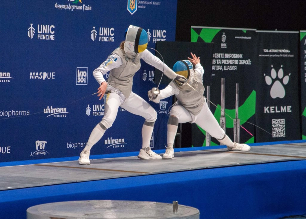 Шпажисти на чемпіонаті України-2026 у Києві на доріжках Олімпійського коледжу ім. І. Піддубного
