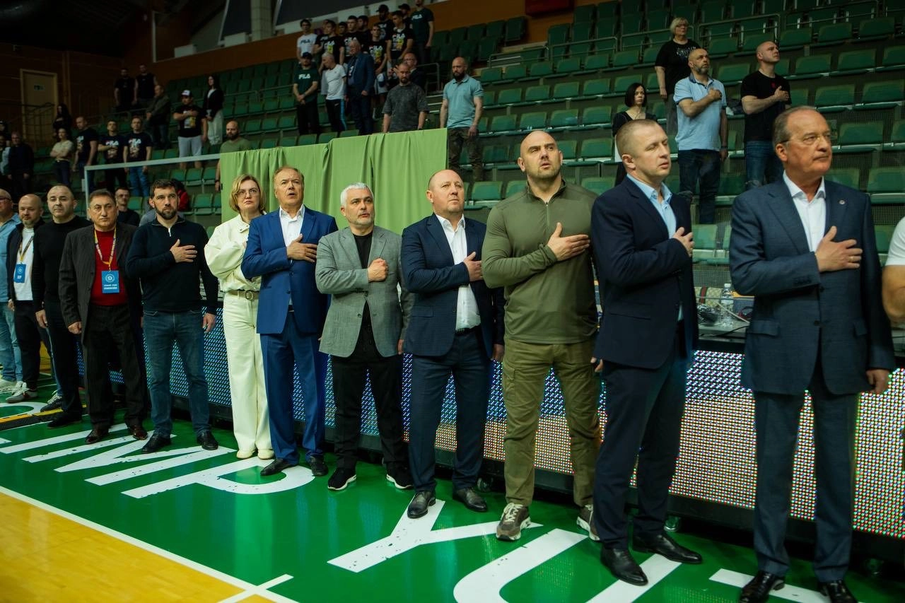 Офіційні особи на церемонії відкриття Кубка України з греко-римської боротьби в Південному