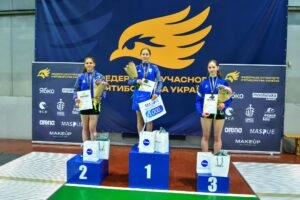 Переможниці Чемпіонату України з п’ятиборства: Чайка Єва, Дудка Анна, Резнік Єлизавета на п'єдесталі