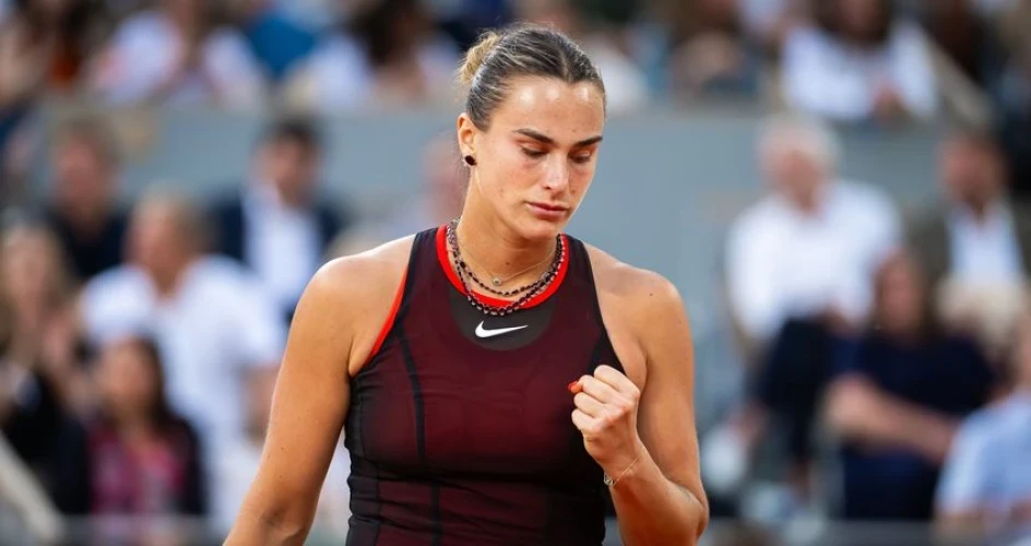 Ніч у Парижі знову жіноча: Сабалєнка — Осака 7-5, 6-3
