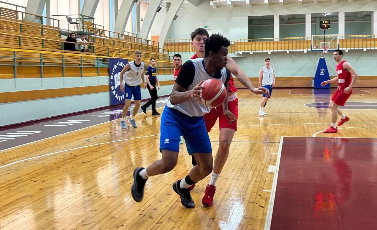 Перша контрольна: як Україна U-20 втримала +18 і виграла 81:68?