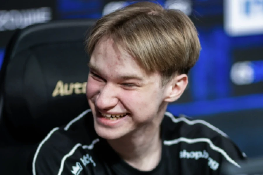 B8 на IEM Cologne Major 2026 – як вони вирвали Stage 3 у BIG?