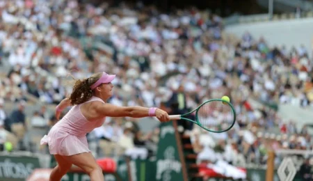 19-річна Андрєєва 6-1, 6-3 за 76 хвилин: фінал Ролан Гаррос