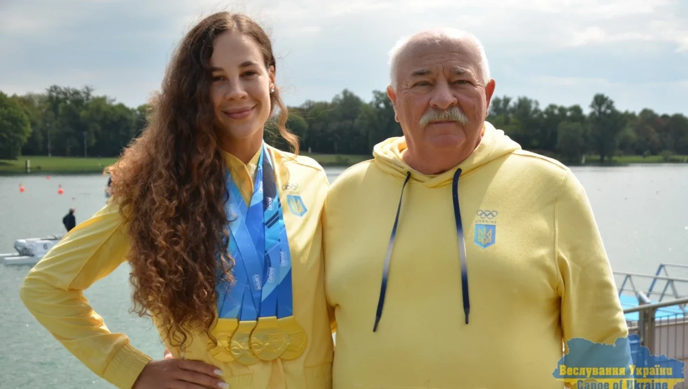 Хто стане «Тренером року»? Підтримайте Миколу Мацапуру