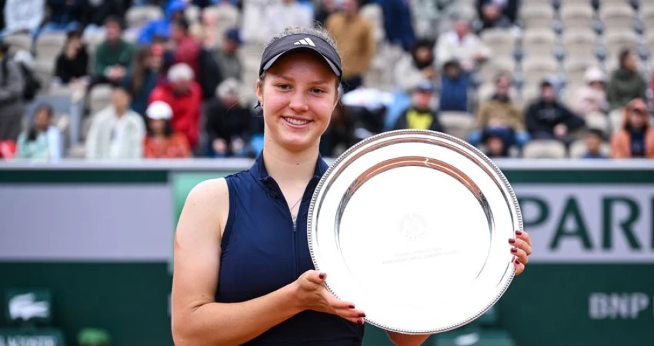 17-річна Аліса Октябрєва повернулась у юніори – і забрала трофей Roland Garros
