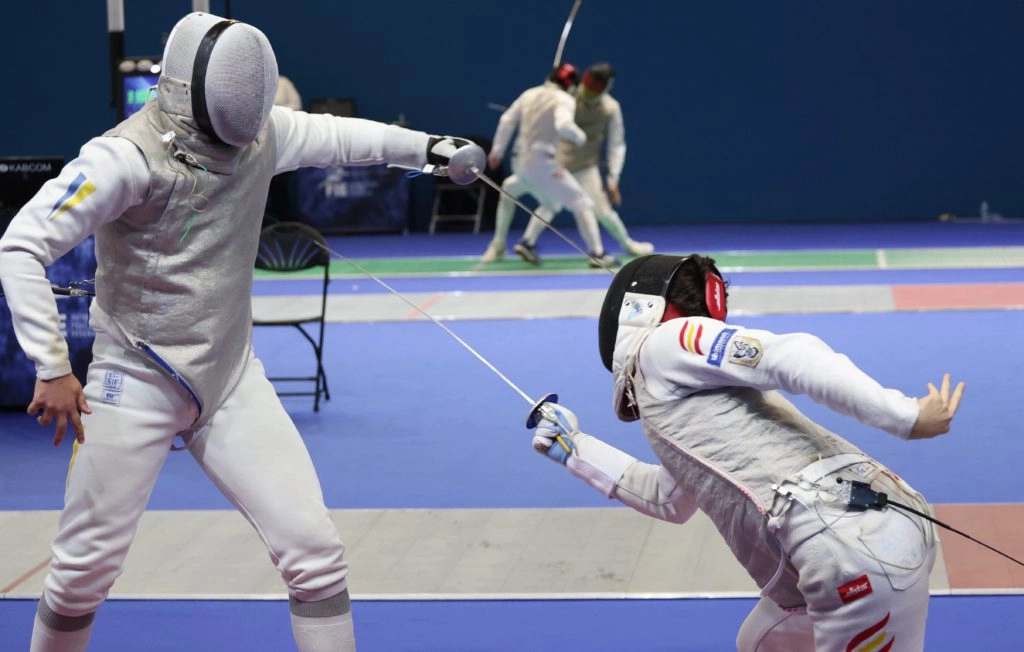 Українські шпажистки на чемпіонаті Європи 2026 у Франції здобувають бронзову медаль у драматичному фіналі