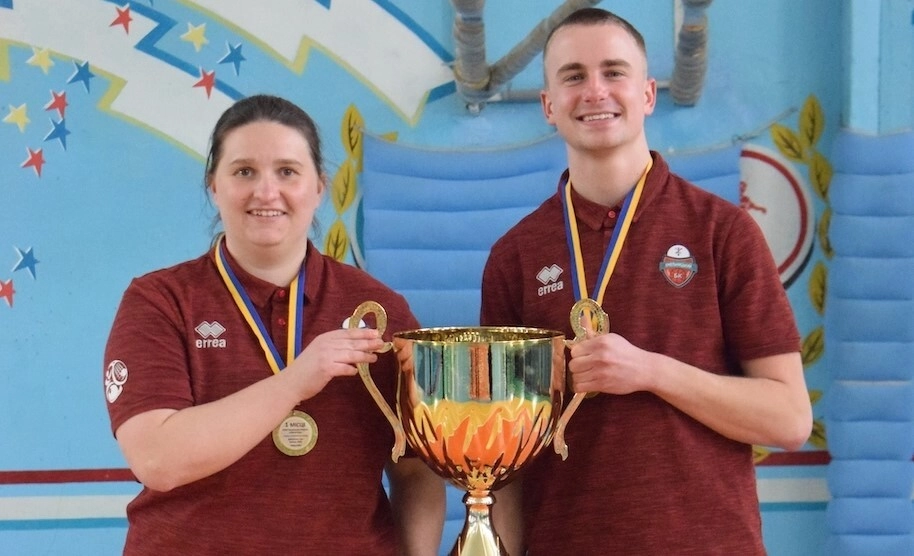 Ганна Шликова з кубком після чемпіонського сезону з БК Хмельницький у Вищій лізі України