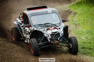 Баггі на трасі ІІІ етапу Чемпіонату України з кантрі-кросу в Світловодську, клас SSV-UNLIM